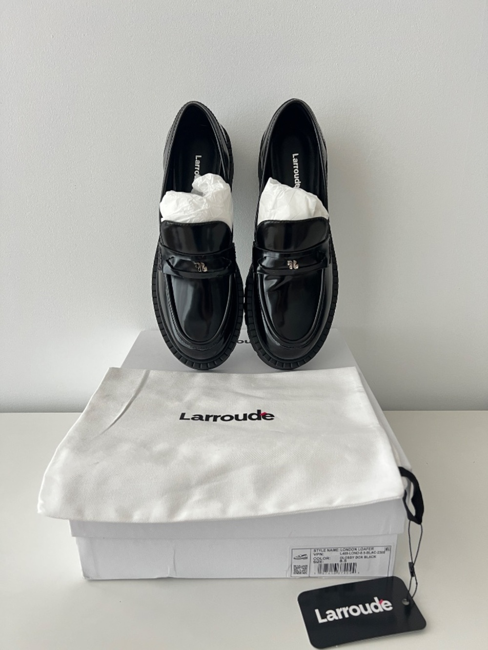 Larroude London Loafers Glossy Black - 8.5, Unworn